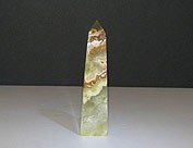 5-inch-onyx-obelisk-2