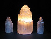 lit-selenite-lamp-with-towers-version-1