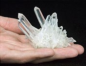 quartz-cluster-crystals